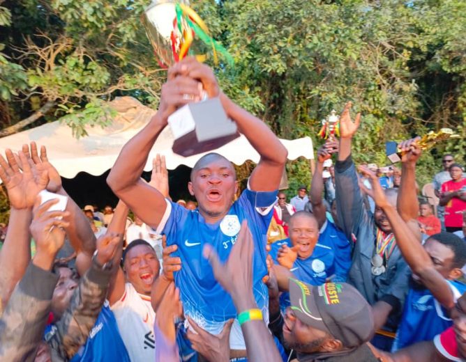 Championnat de vacances à Makénéné
